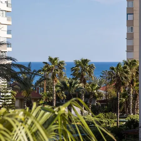 アパート Close Beach Wide Duplex Sea View And Big Terrace アンタルヤ