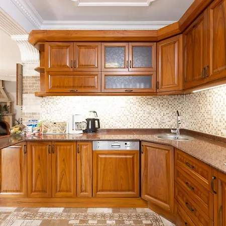 Close Beach Wide Duplex Sea View And Big Terrace Antalya